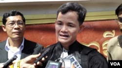 លោក​មេធាវី​ជូង ជូងី​ (រូប​ឯកសារ)