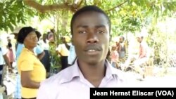 Samson Croisiere,who lives in Béret expressed the town's gratitude and promised to take care of the gifted trees.