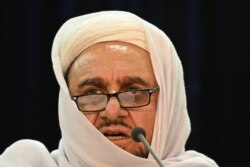 Vršilac dužnosti ministra za obrazovanje Abdul Baki Hakani govori na konferenciji za novinare u Kabulu 12. septembra 2021.