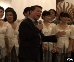 Gubernur Sulawesi Utara menyumbangkan lagu bersama Gema Sangkakala.