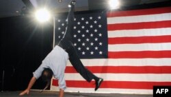 "Respublikachilar demokratlar olib borgan tashabbus, ishlarni to’xtatish qarorida qat’iy. Qo’lidan kelsa, mayli-ya", - deydi siyosatdonlar.