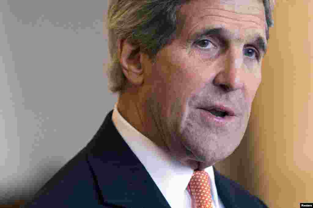 U.S. Secretary of State John Kerry delivers remarks in Montreux, March 4, 2015.