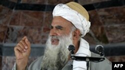 سیاف گفت که دور ماندن مجاهدین از صحنه سیاسی به ثبات افغانستان آسیب جدی می رساند