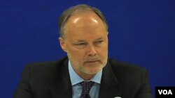 جیمز کنینگهم، سفیر امریکا در افغانستان