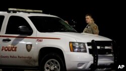 Dos de los tres consejales en la nueva administración de Ferguson son de raza negra. 