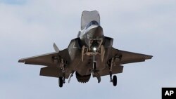 Pesawat jet tempur F-35 buatan Lockheed Martin Corp. (foto: ilustrasi).
