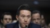 Shou Zi Chew, CEO TikTok, bersaksi di hadapan anggota Senat di Gedung Capitol, Washington, dalam pertemuan mengenai krisis eksploitasi seksual pada anak-anak dan raksasa teknologi, pada 31 Januari 2024. (Foto: AFP/Andrew Caballero-Reynolds)