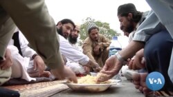 Opposition Gives Pakistani PM Two Days to Resign