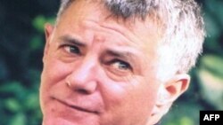 სააკაშვილმა ბიზნესმენები რონი ფუქსი (ფოტოზე) და ზეევ ფრენკელი შეიწყალა