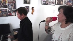 Vietnamese Refugee Becomes Billionaire Philanthropist in U.S.