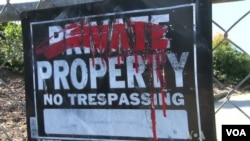 Para pejabat di California menindak klinik bersalin gelap, yang menawarkan janji kewarganegaraan Amerika kepada bayi yang baru lahir (foto: VOA 28/3). 