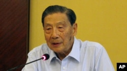 北京天则经济研究所理事长茅于轼