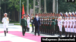 기시 노부오 일본 방위상이 11일 베트남 하노이를 방문했다.
