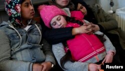 پناه‌جویان اوکراینی در مرز رومانی. روایت‌های مستقیم و فوری زنان و دختران اوکراینی از تجربه‌ خشونت جنسی و تجاوز می‌تواند برای محاکمه مرتکبان، مورد استفاده دادگاه‌ها قرار گیرد.