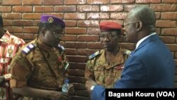 Le colonel Sidangaré, directeur de la justice militaire, en charge du dossier de l'assassinat de Thomas Sankara et du procès de leaders du putsch manqué. (VOA/Bagassi Koura)