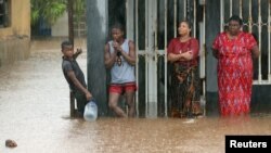 Banjir melanda kota Pemba, Mozambik pasca topan Kenneth hari Minggu (28/4). 
