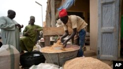 L'absence d'engrais russes et de blé ukrainien sur le marché est très problématique pour de nombreux pays africains.