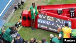 Almaaz Ayyaana erga mootee booda suuraa oggaa kaatu, Olompikii Riyoo 2016, Biraaziil