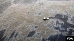 Gambar anjungan minyak bocor di Farde-Campos Basin, Rio de Jenairo yang dikelola Chevron. Satu lagi anjungan minyak Brazil di Modec bocor baru-baru ini (foto: dok).