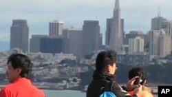 中国游客访问美国旧金山(资料照)