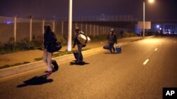 Faayilii - Baqattoota mooraa baqatootaa guddicha biyya Farasaayi ture han dhihoo cufame 'The Jungle' keessa jiraachaa turan