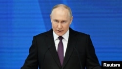 ប្រធានាធិបតី​រុស្ស៊ី​លោក Vladimir Putin ថ្លែង​ទៅកាន់​សភា​សហព័ន្ធ​ក្នុង​ទីក្រុង​មូស្គូ។