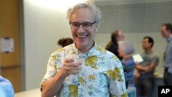 Viktor Ambroz, profesor medicinskog fakulteta Univerziteta u Masačusetsu (AP Photo/Steven Senne)