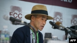 북한군에 피격돼 사망한 한국 공무원의 친형인 이래진 씨가 지난달 29일 서울외신기자클럽에서 기자회견을 했다.