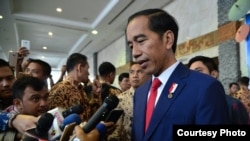 President Joko "Jokowi" Widodo has called for strong measures against drug suspects.