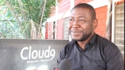Raïmi Ramanou, responsable du restaurant Cloud 9, à Lomé, 4 août 2020. (VOA/Kayi Lawson)