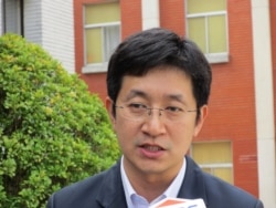 资料照：台湾民进党立法院党团书记长蔡适应 (2018年4月)