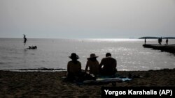 Virus Outbreak Europe Travel