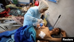가자시티의 알시파 병원에서 부상자가 치료받고 있다. (자료사진)