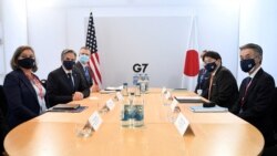 Menteri Luar Negeri Amerika Serikat (AS) Antony Blinken dan Menteri Luar Negeri Jepang Yoshimasa Hayashi melakukan pertemuan bilateral dalam pertemuan menteri luar negeri G7 di Liverpool, Inggris, Sabtu, 11 Desember 2021.