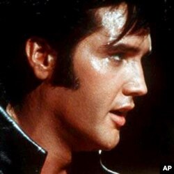 美国的摇滚之王猫王普雷斯利