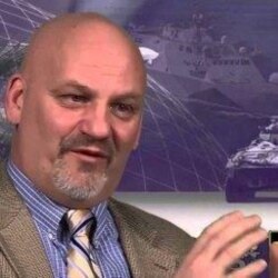 네이선 프레이어 미 육군대학원 교수