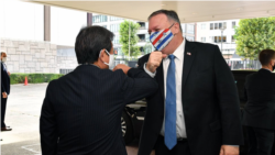 日本外交大臣茂木敏充2020年10月6日接待到访的美国国务卿蓬佩奥（茂木敏充推特账号）