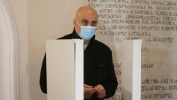 ოპოზიციის ერთ-ერთი ლიდერი ნიკა მელია თბილისისთვის მეორე ტურში იბრძოლებს