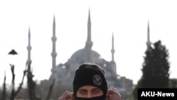 Istanbulda portlash, 10 kishi o'lgan 