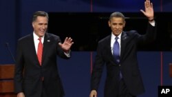 Sebulan menjelang pilpres, jajak pendapat menunjukkan Mitt Romney (kiri) dan Presiden Obama mendapat dukungan yang berimbang (foto: dok). 