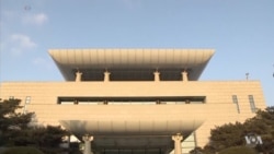 North, South Korea Hold Talks to Improve Relations