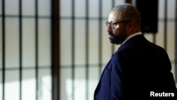 جیمز کلورلی، وزیر خارجه بریتانیا