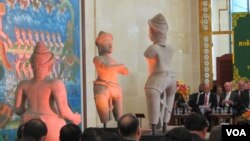 All three had been returned from collections in the United States. 