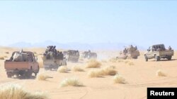 지난해 1월 예멘 군인들이 후티 반군과의 교전 지역으로 이동하고 있다.