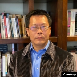 Xitoylik inson huquqlari faoli, hozirda Chikago universiteti professori Teng Biao