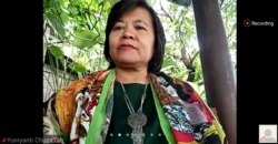 Pegiat HAM, Yuniyanti Chuzaifah. (Foto: VOA/Petrus Riski)