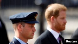 FILE PHOTO: Britain mourns Queen Elizabeth