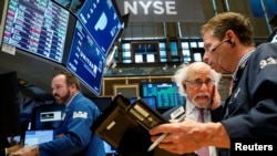 纽约股票交易所的交易商们。（2018年3月29日）
