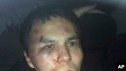 ជនសង្ស័យ​វាយ​ប្រហារ​ក្លិប​ Reina បន្ទាប់​ពី​ត្រូវ​បាន​ចាប់​ខ្លួន​ដោយ​ប៉ូលិស​តួកគី​ក្នុង​ទីក្រុង​អ៊ីស្តង់​ប៊ុលកាល​ពី​ថ្ងៃទី​១៦ មករា​ ២០១៧។