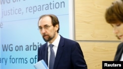 លោក Zeid Ra'ad Al Hussein ឧត្តមស្នងការ​អង្គការ​សហប្រជាជាតិ​ទទួល​បន្ទុក​សិទ្ធិ​មនុស្ស​អញ្ជើញ​ទ ដល់​កិច្ចប្រជុំ​លើក​ទី៣៦​របស់​ក្រុម​ប្រឹក្សា​សិទ្ធិ​មនុស្ស​នៅ​អង្គការ​សហប្រជាជាតិ ក្នុង​ក្រុង Geneva ប្រទេស​ស្វ៊ីស កាលពី​ថ្ងៃទី១១ ខែកញ្ញា ឆ្នាំ២០១៧។